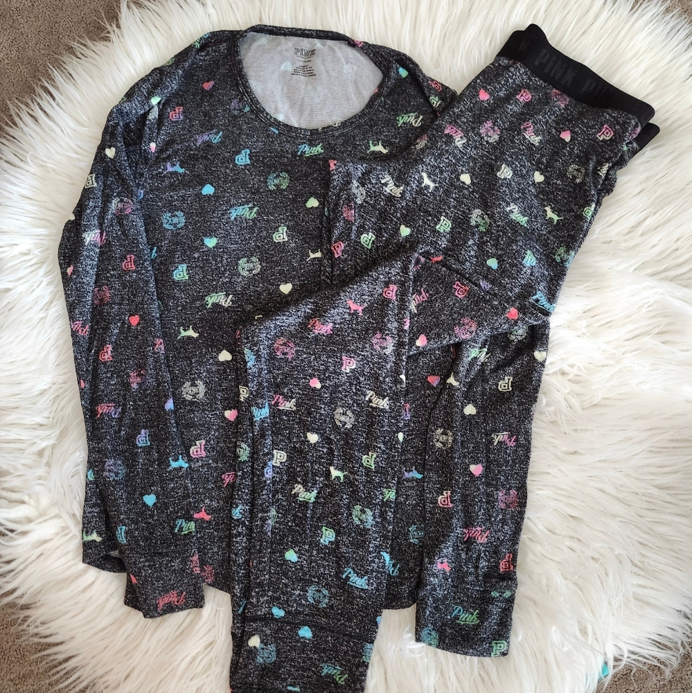 Vs pink large ombre jersey pajama set.